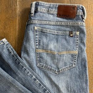 Buffalo David Bitton™️ Driven-X Men's Sz 34x30 Light Blue Straight Jeans